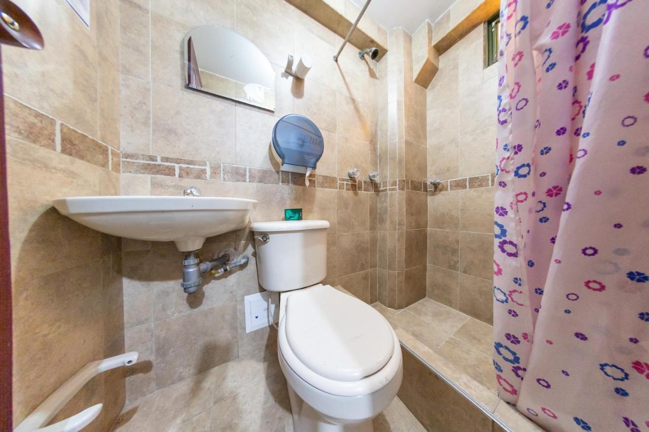 בוגוטה Hotel Home Bioma 1010 מראה חיצוני תמונה